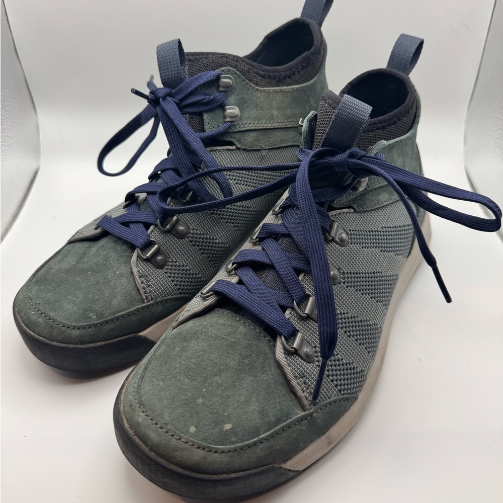 L.L. Bean Mid Vista Hiking Shoes Men's Dark Green High-Top Sneakers